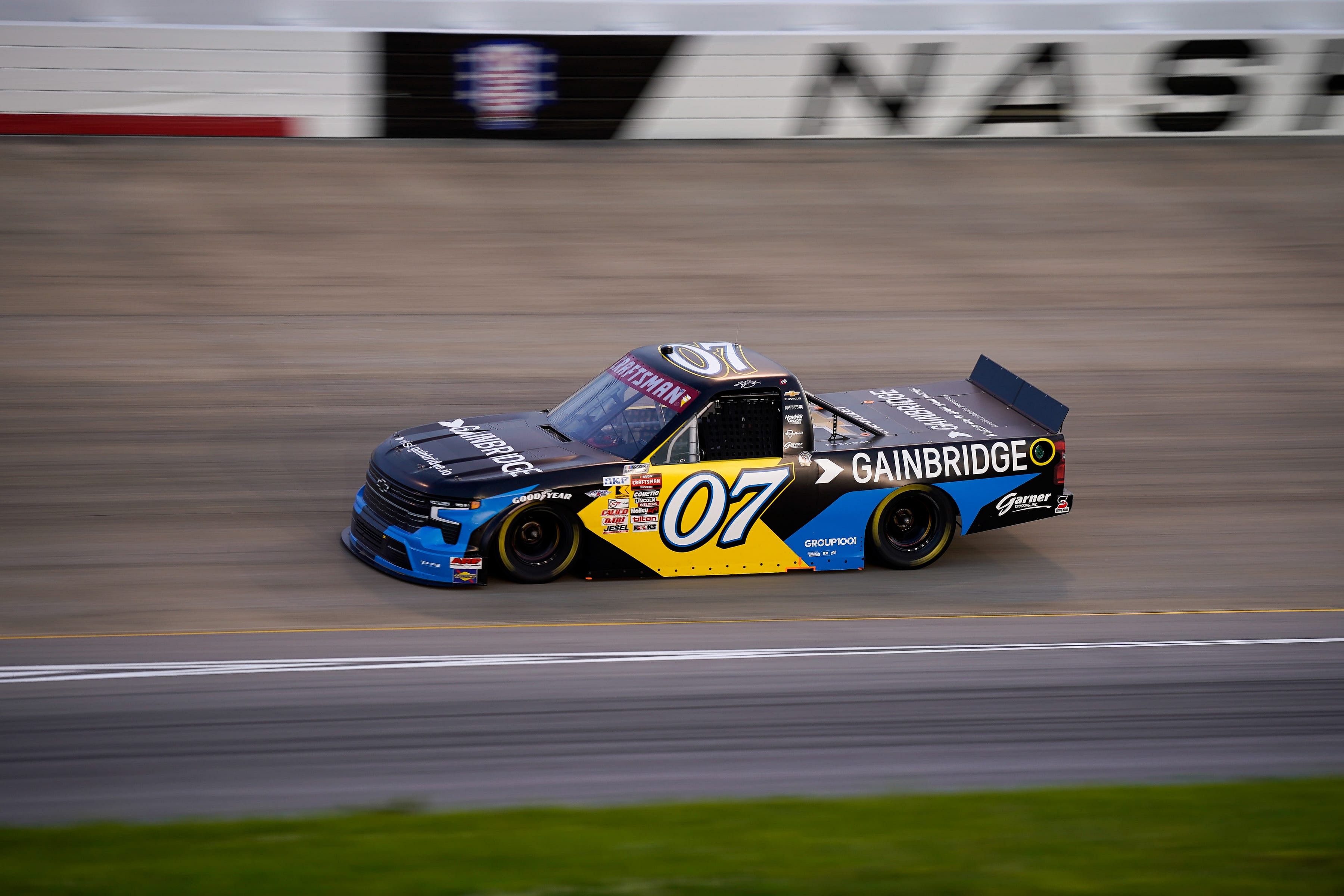 Kyle Busch driving the #07 Spire Motorsports Chevrolet at Nashville Superspeedway - Source: Imagn